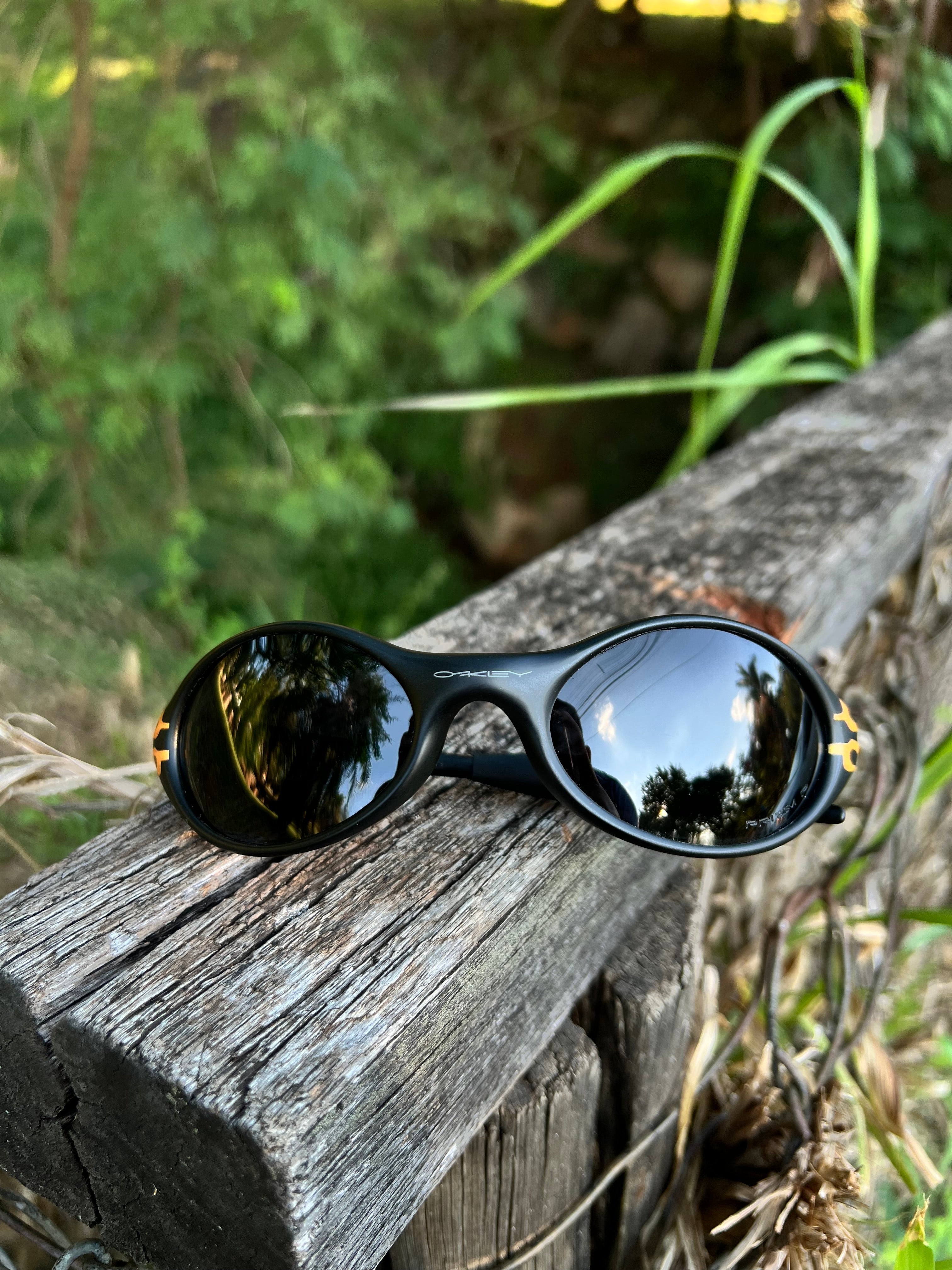 Eye Jacket Flame (escolha as lentes) (2x1)