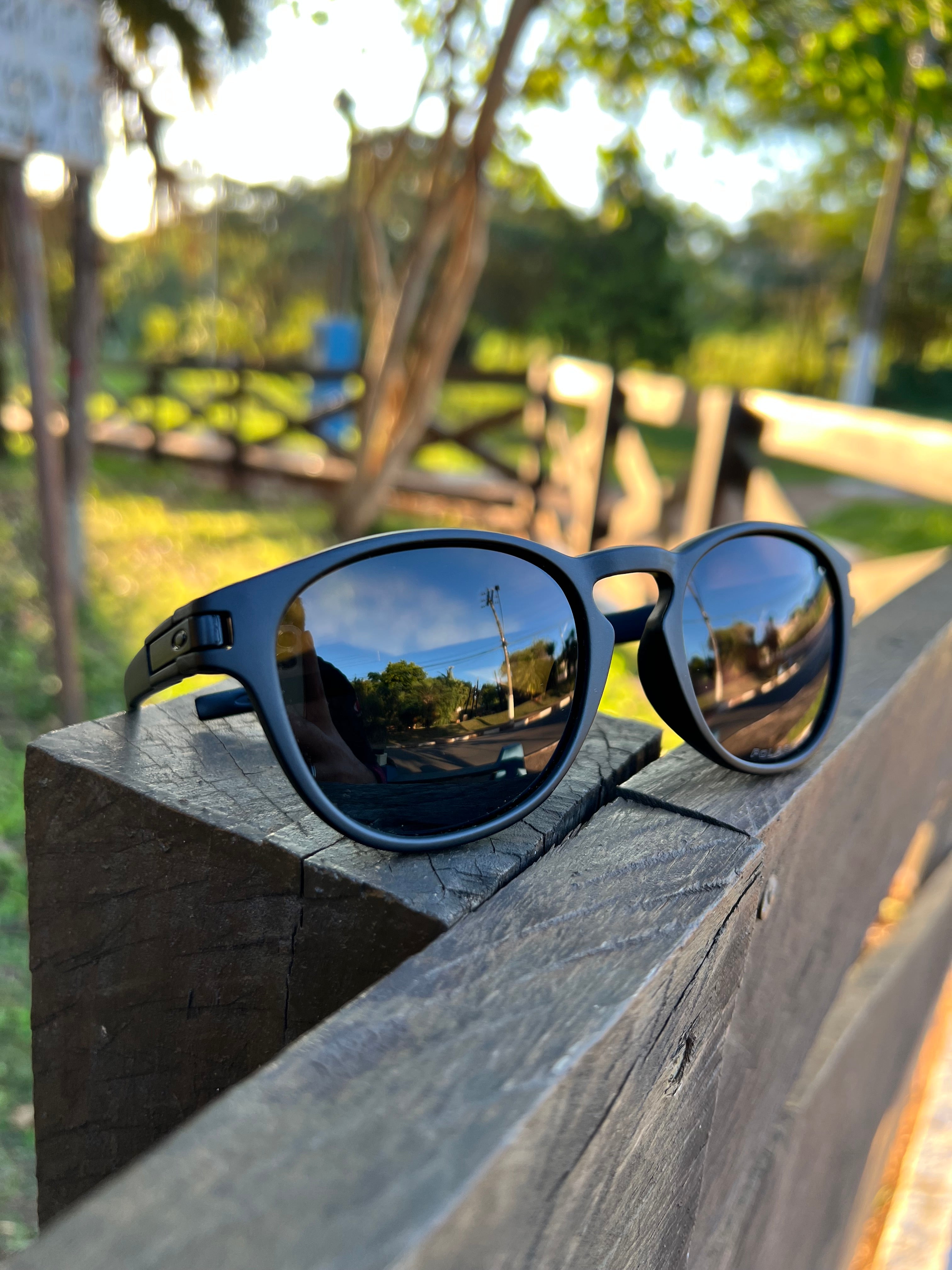 Latch Black (2x1)