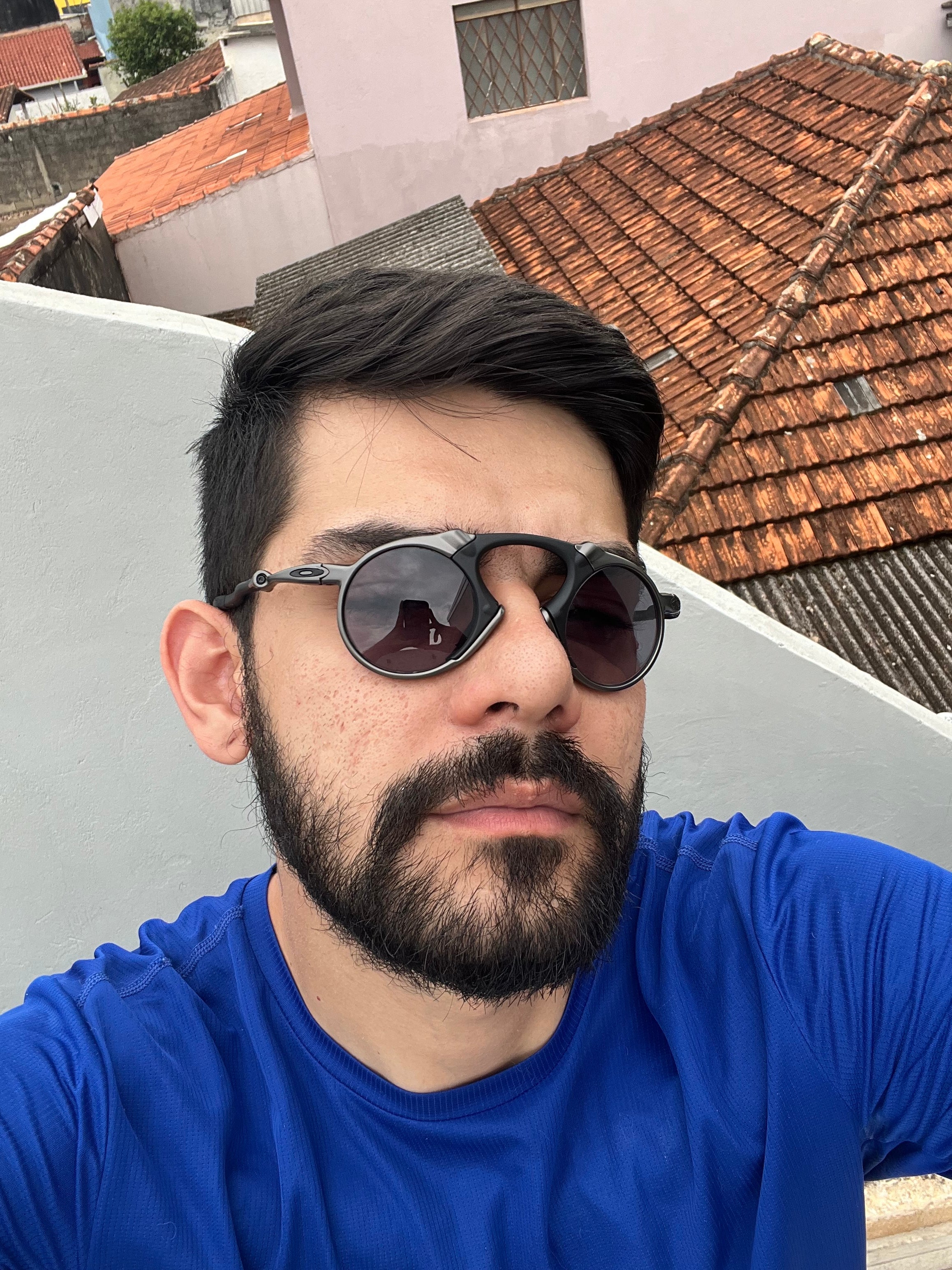Madman Photocromic Premium + Estojo (2x1)