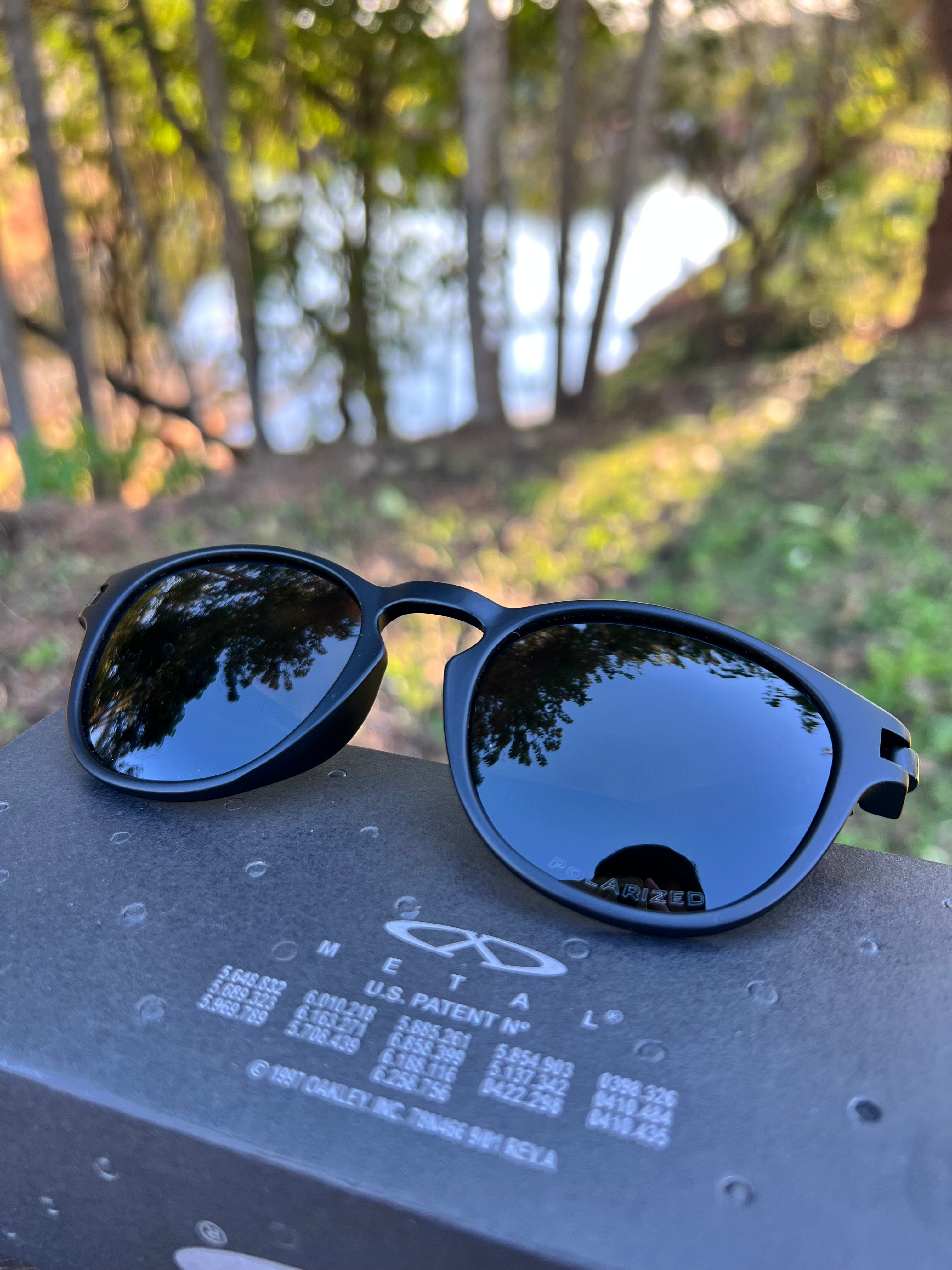 Latch Black (un)