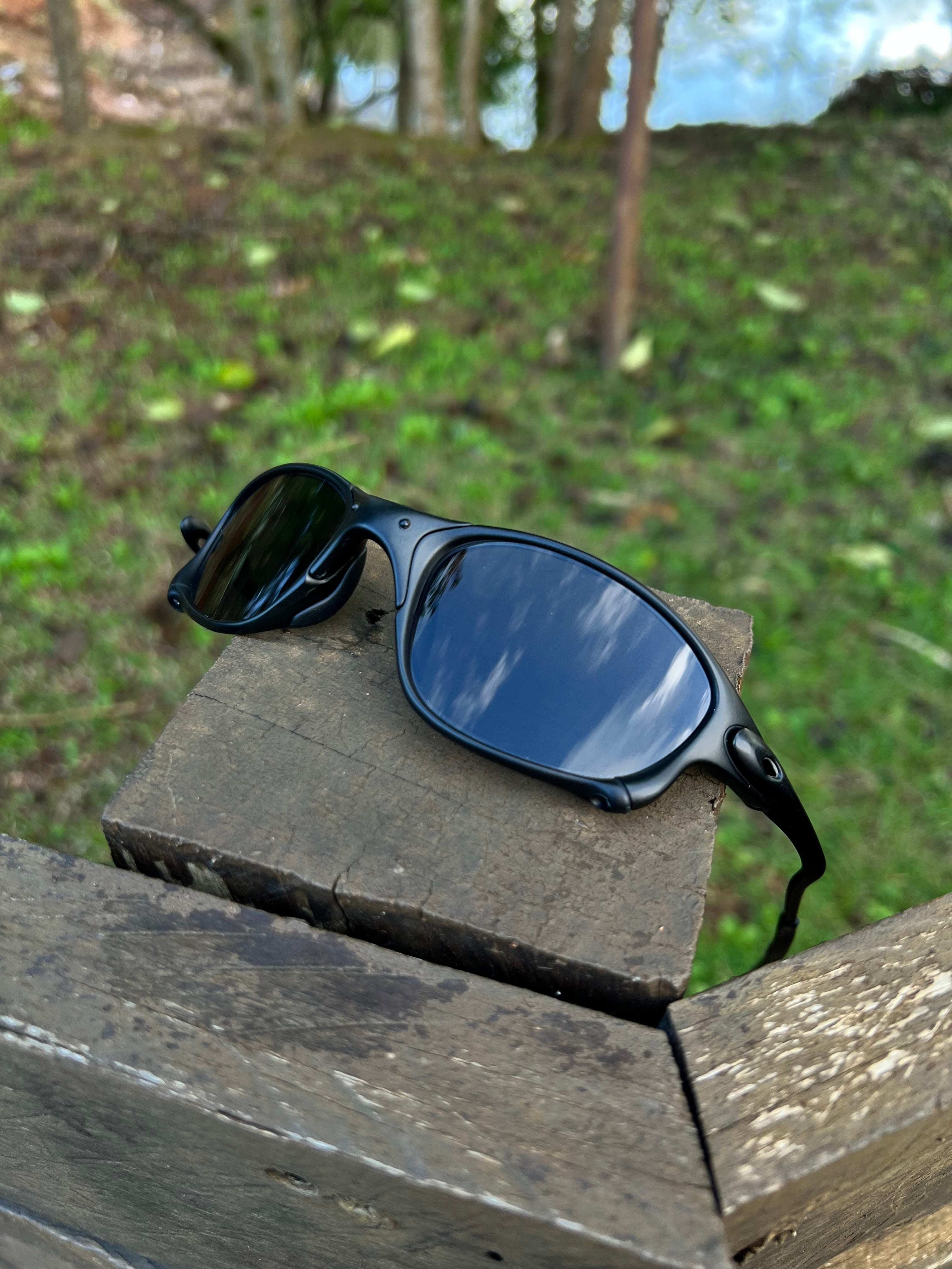 Double-x Carbon Black (2x1)