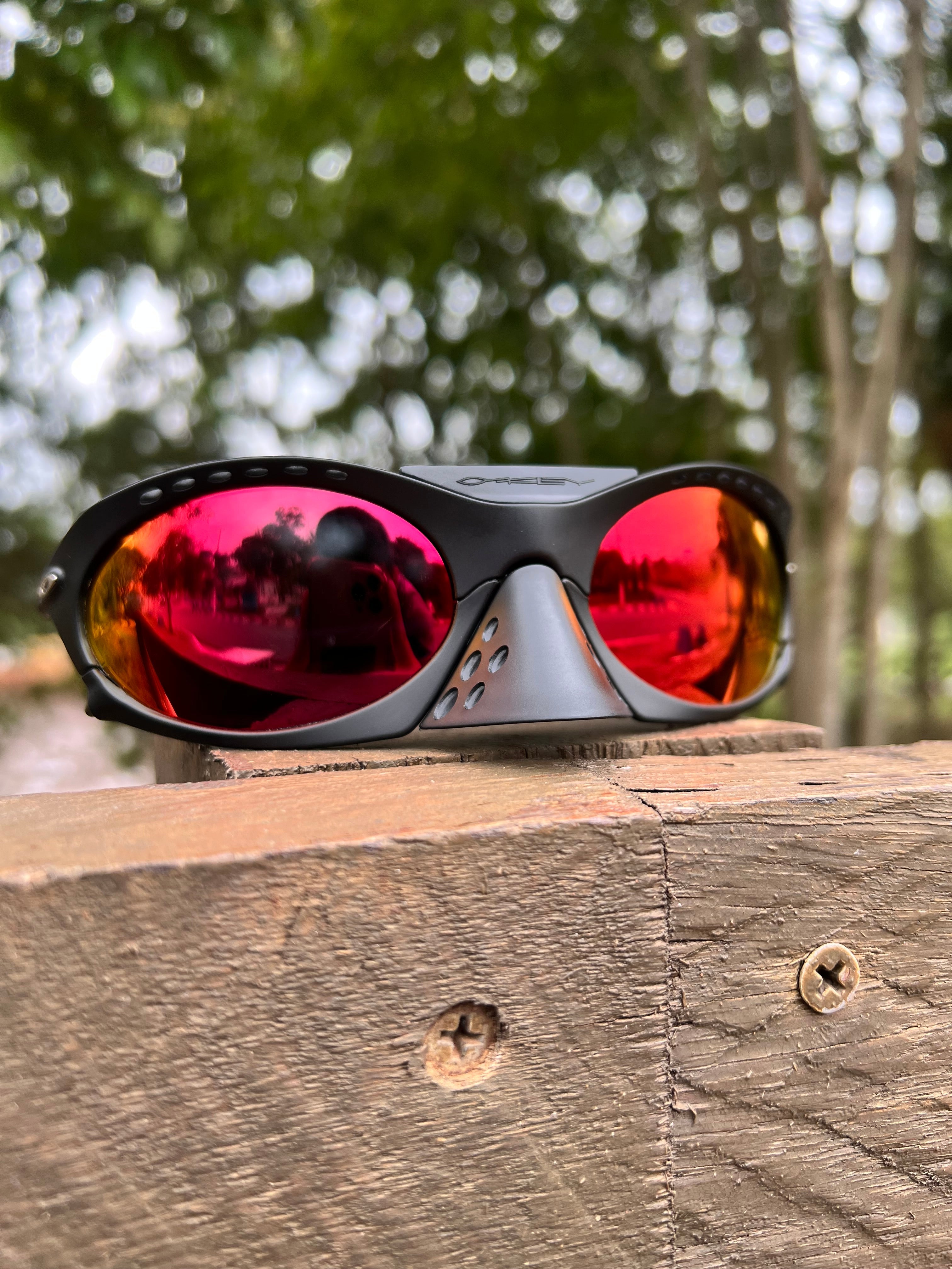 Plantaris Carbon Dark Rubi (un)