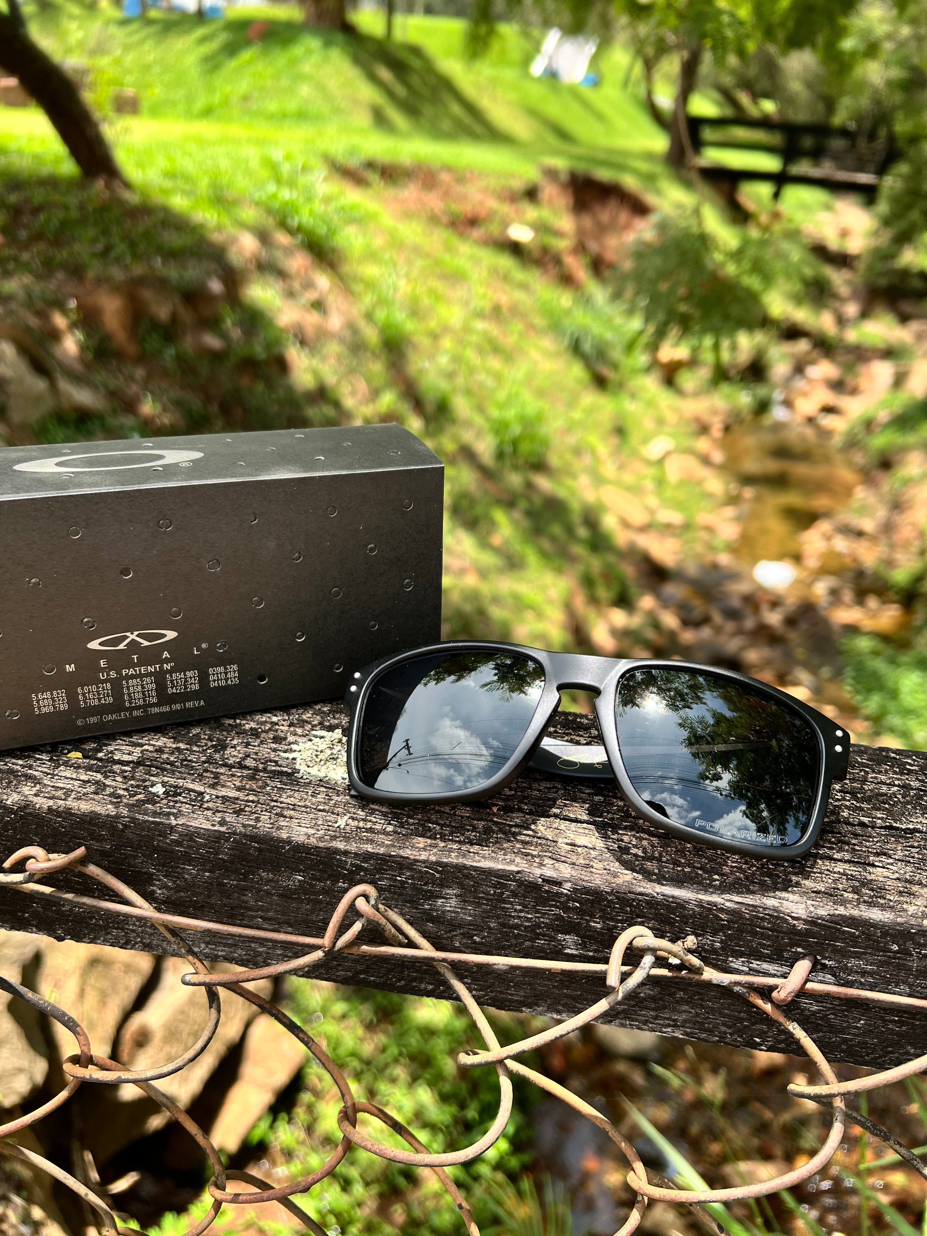 Holbrook Black (pino prata) (un)