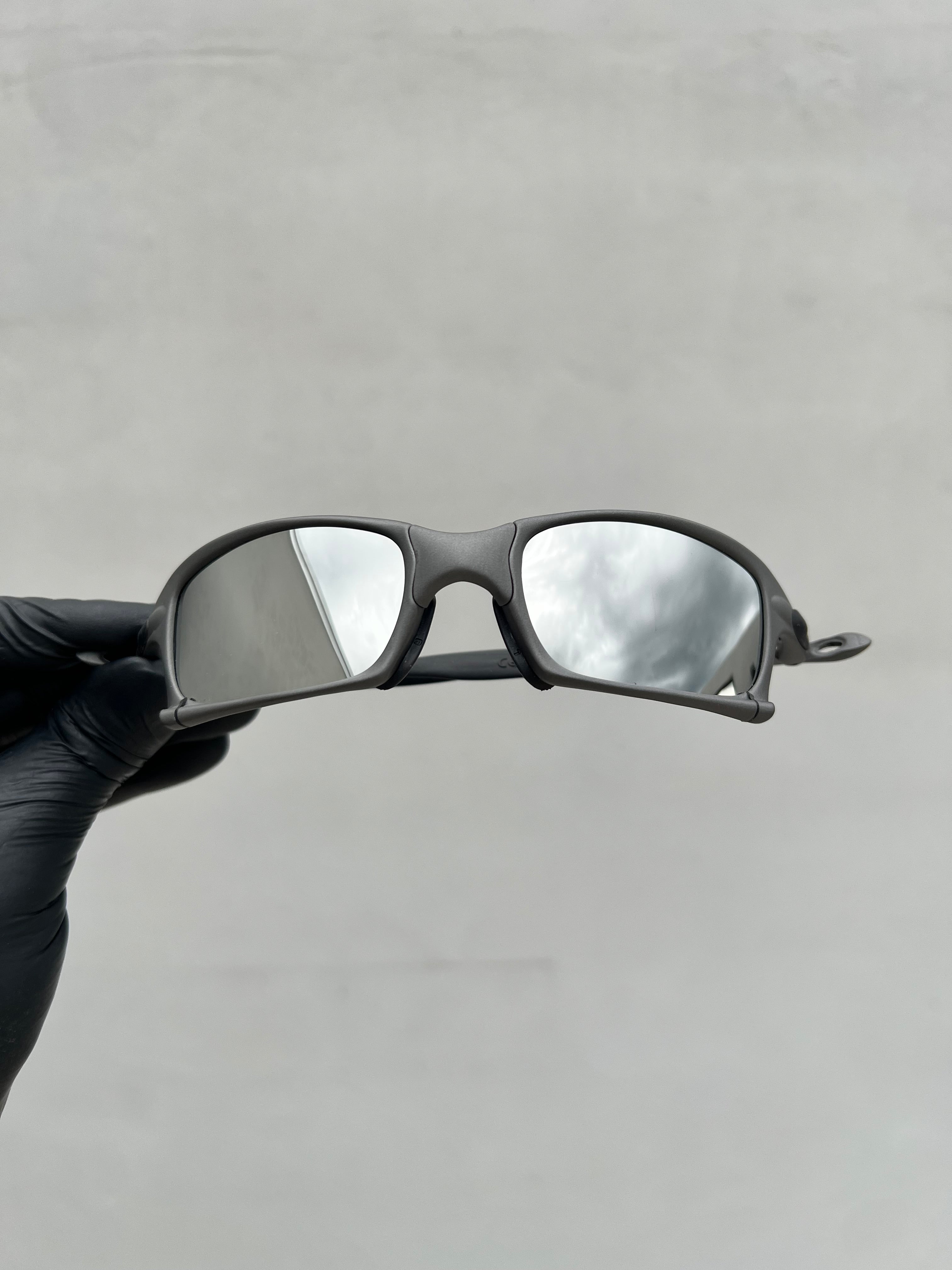 X-Squared X-Metal Liquid Metal (un)