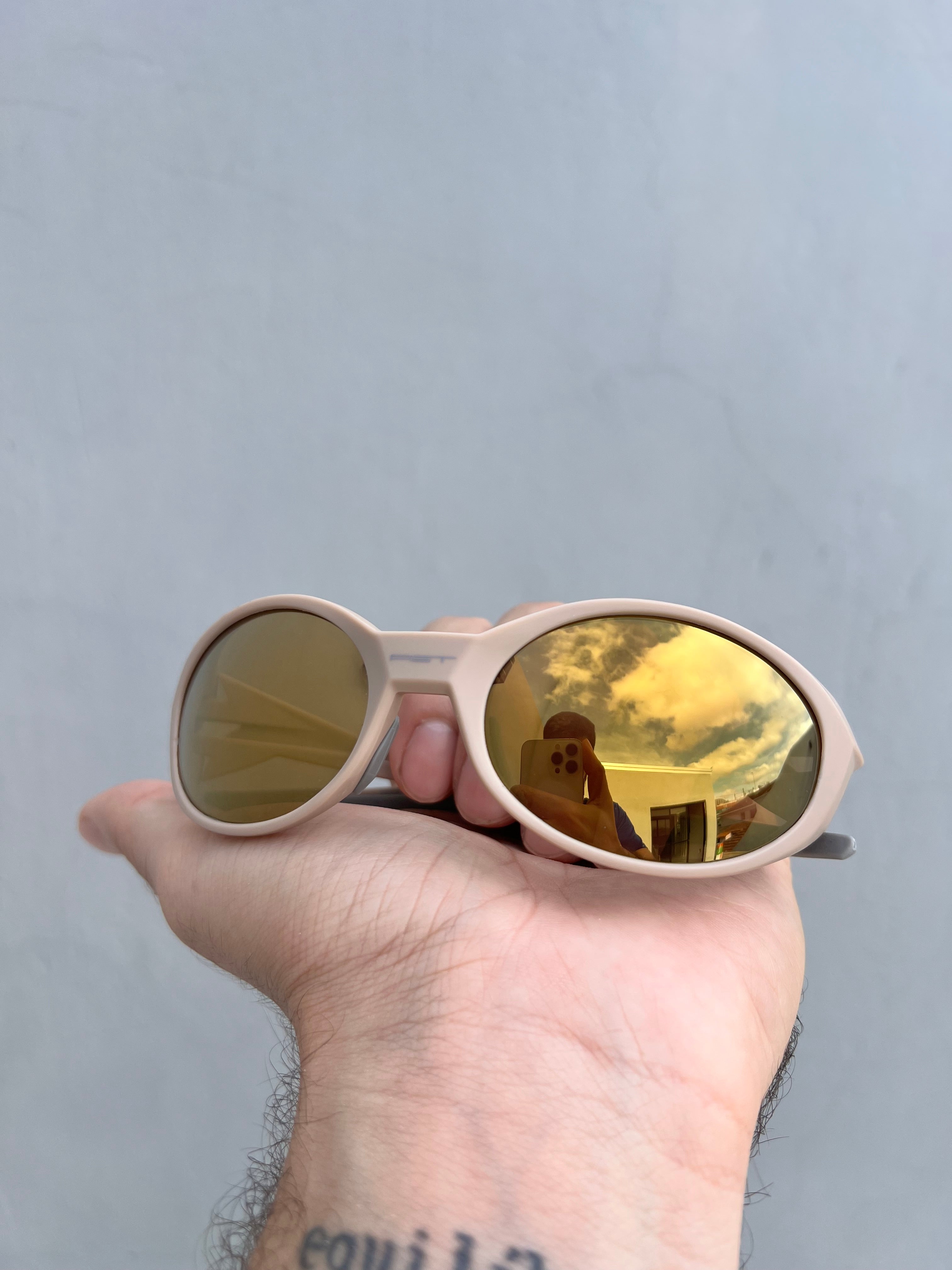 Eye Jacket Piet (escolha as lentes) (2x1)