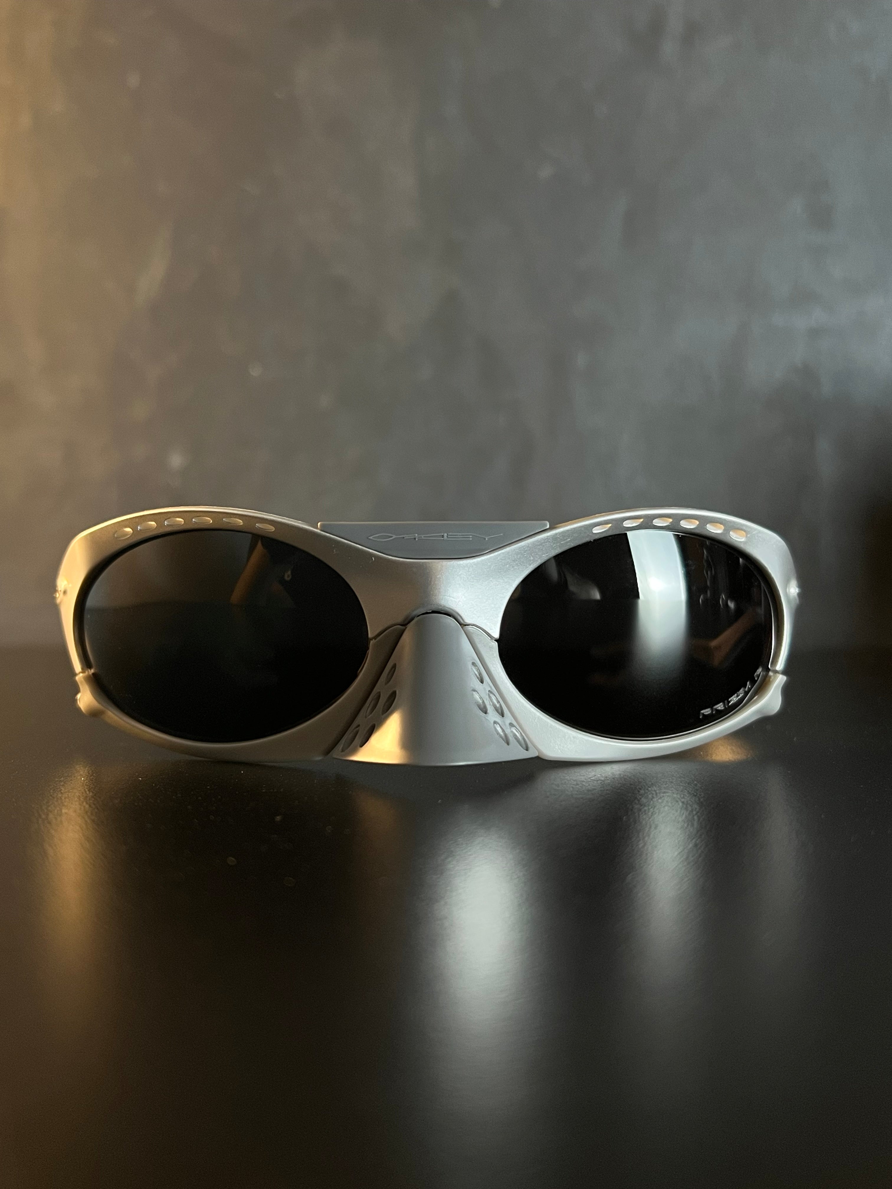 Plantaris Cinza Lentes Black (un)