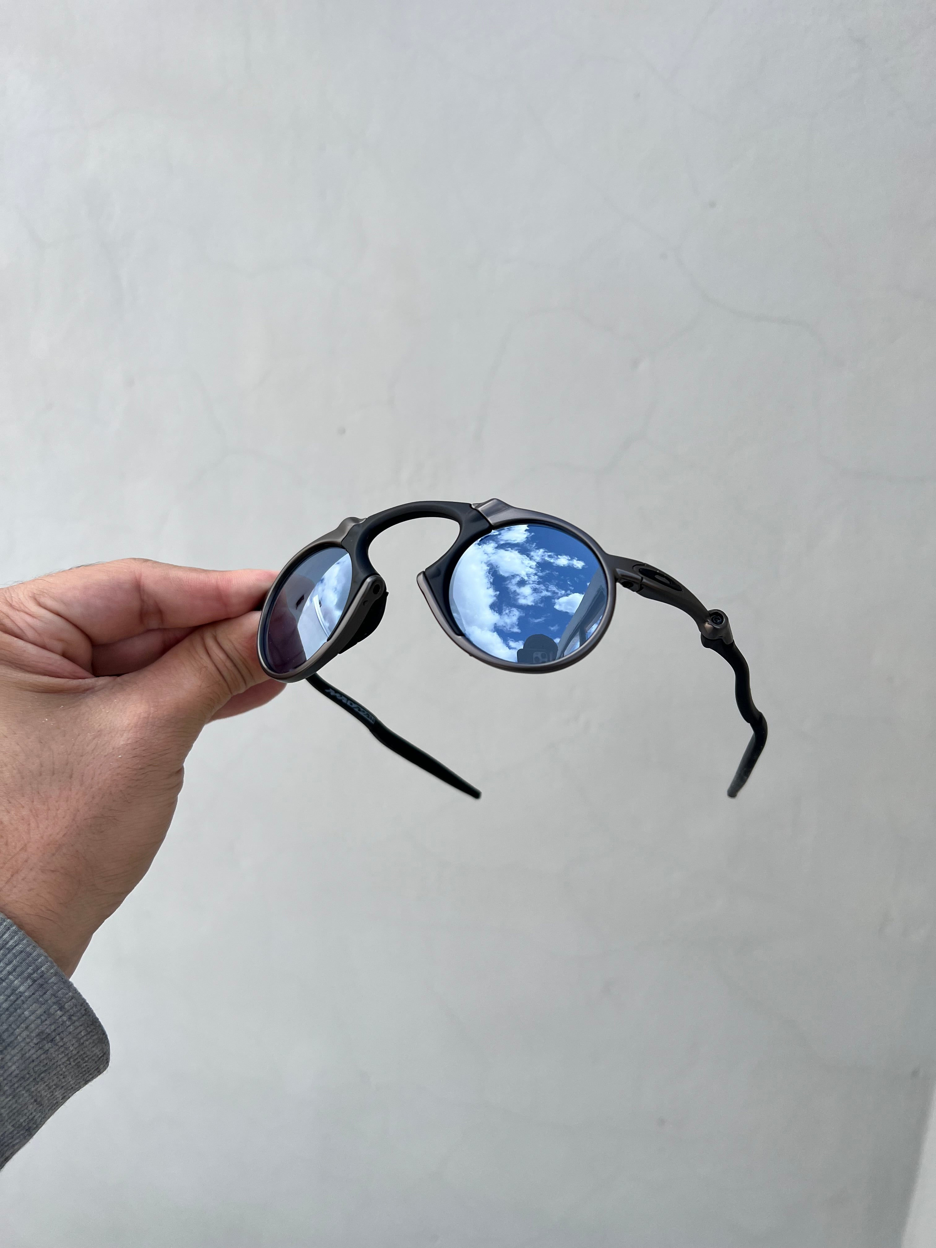 Madman Titanium Clear Premium + Estojo (un)