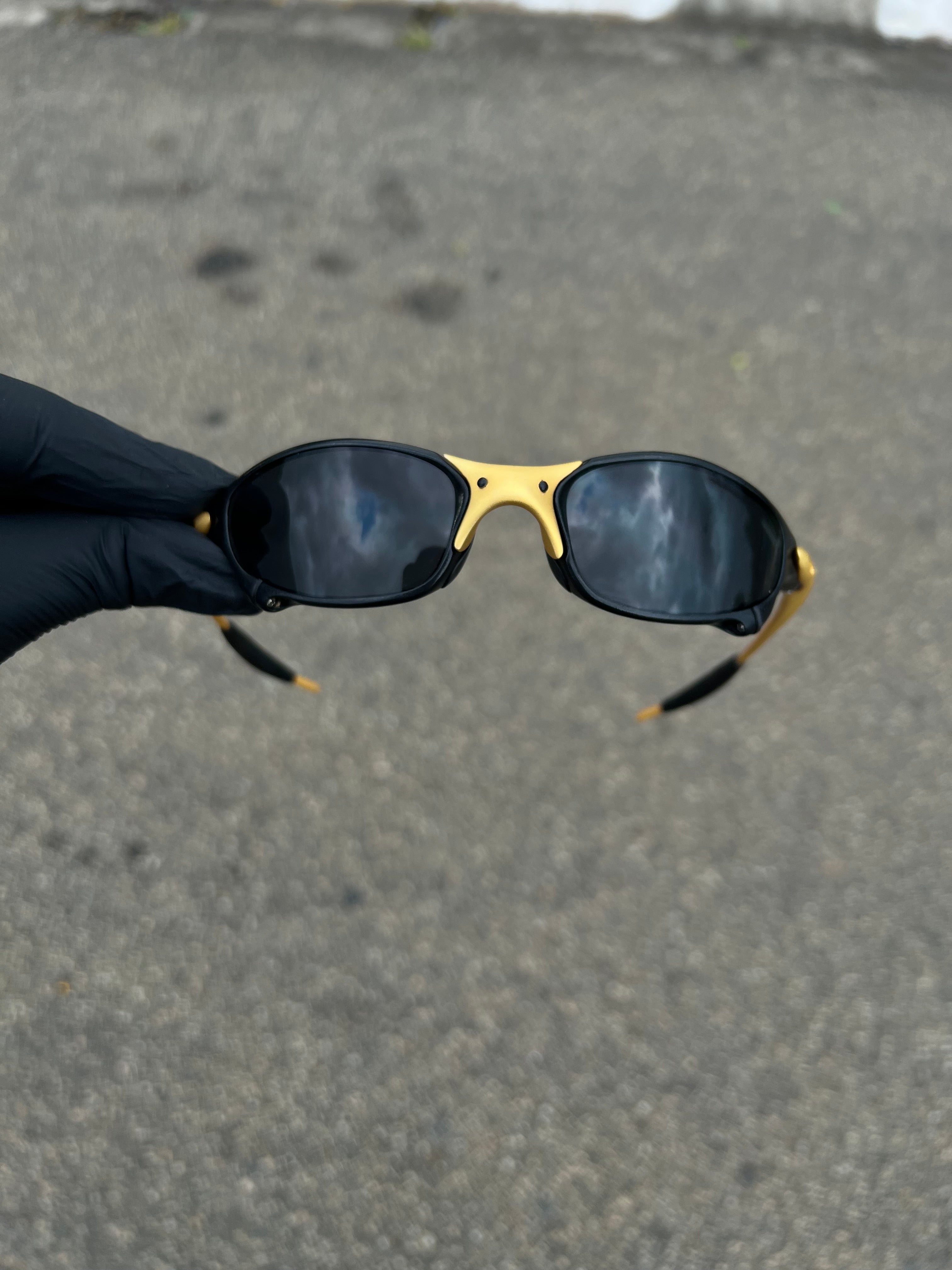 Juliet 24K Corvette Black Linha Ouro