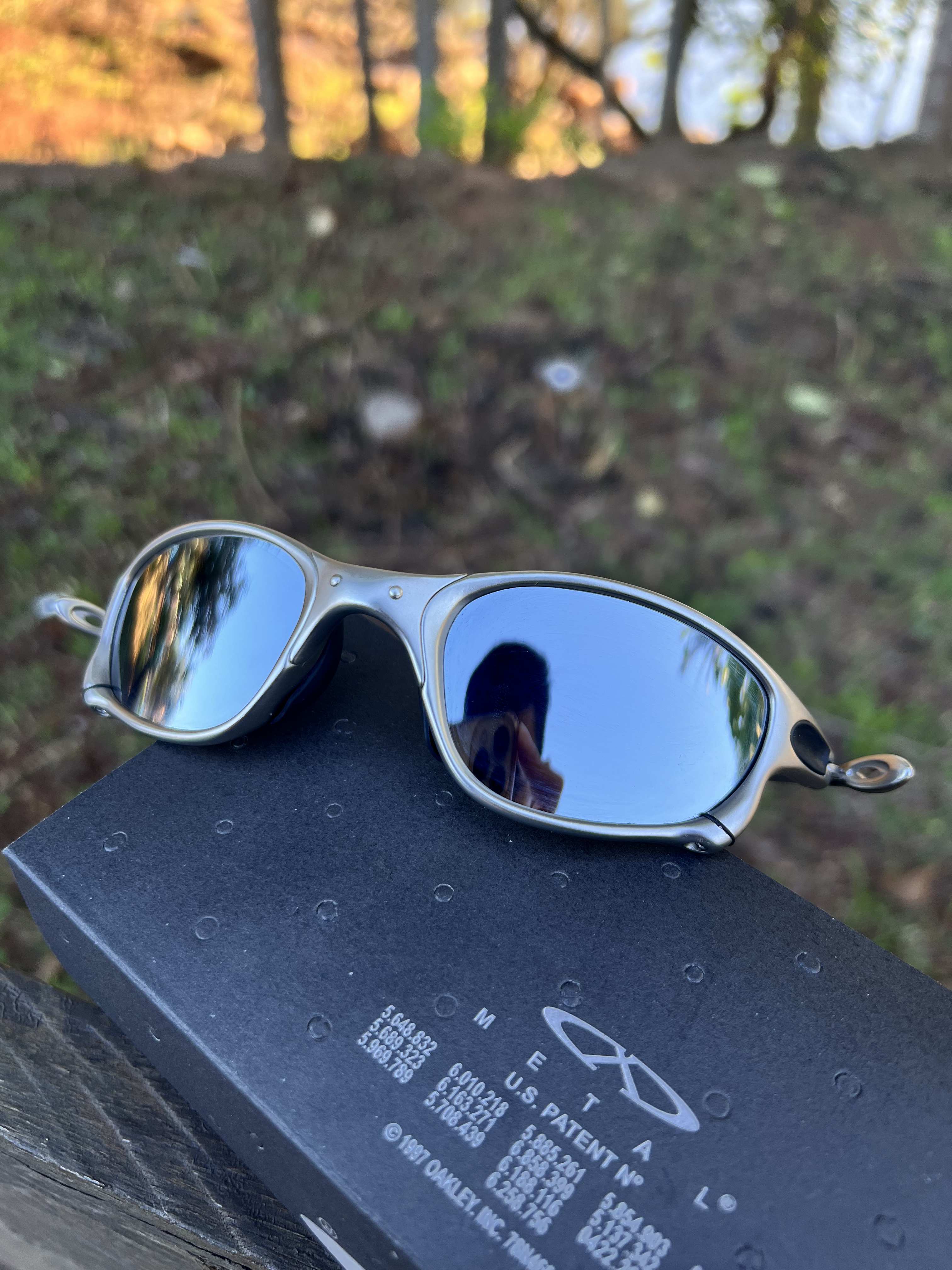 Double-x Plasma Liquid Metal (un)