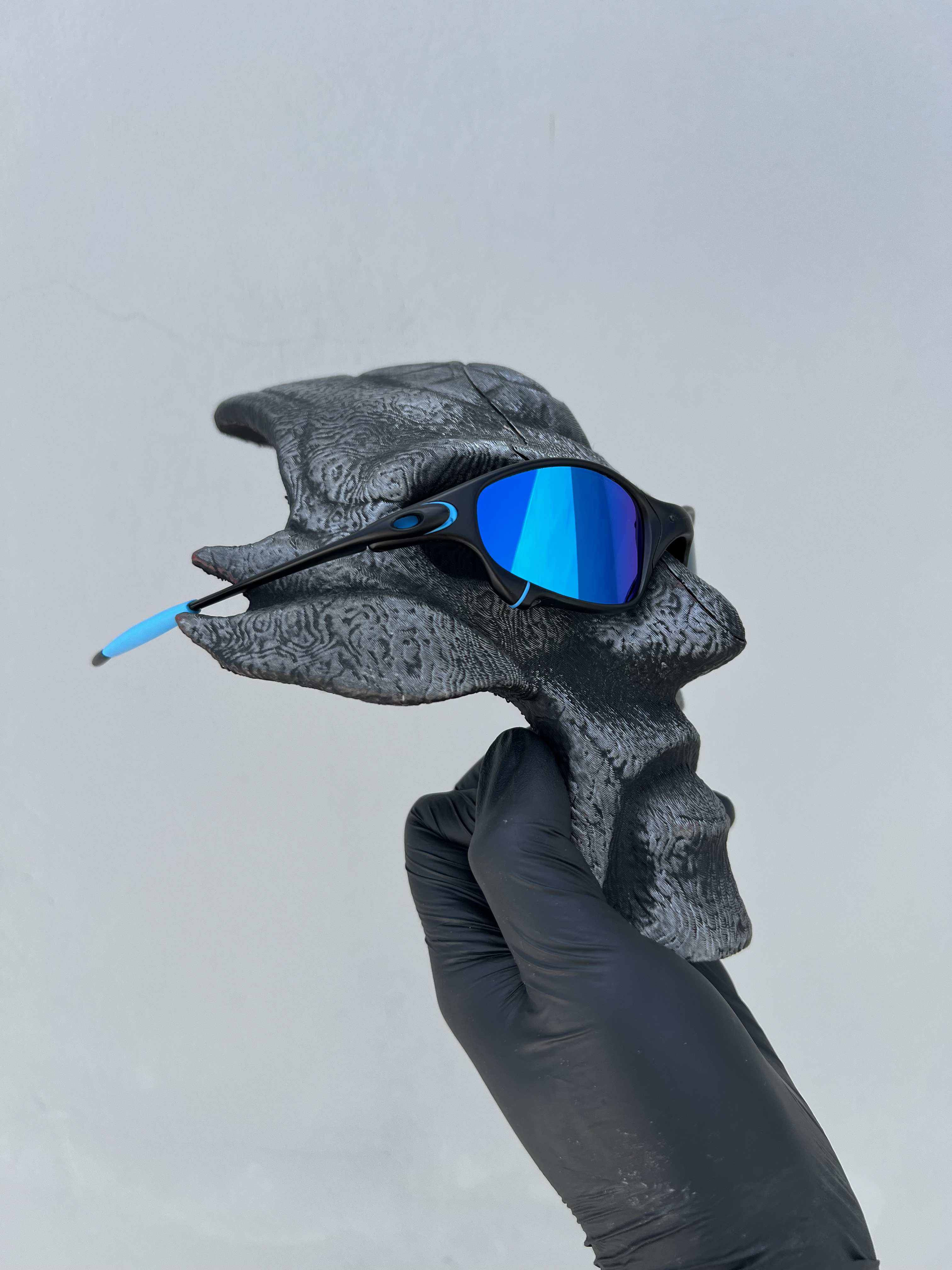 Juliet Carbon Ice Thug (escolha a borracha) (2x1)